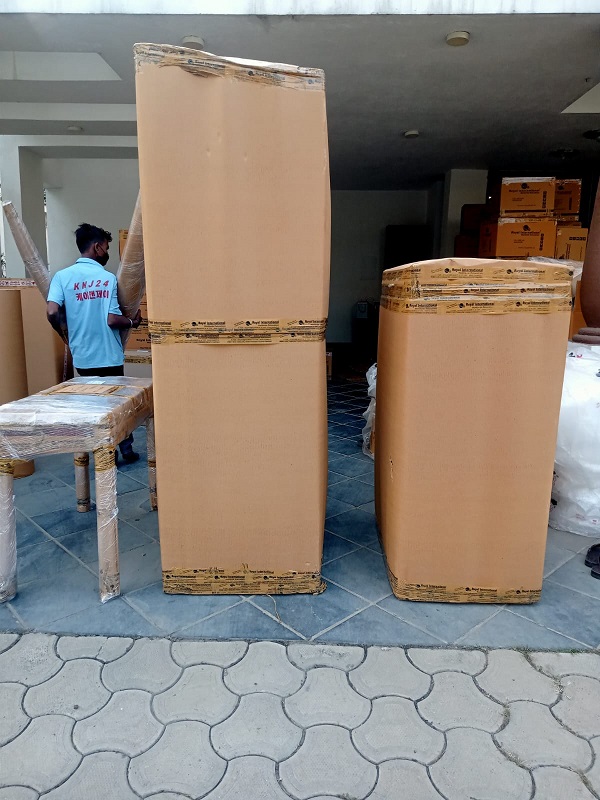 Packers Movers Truck Loading Video